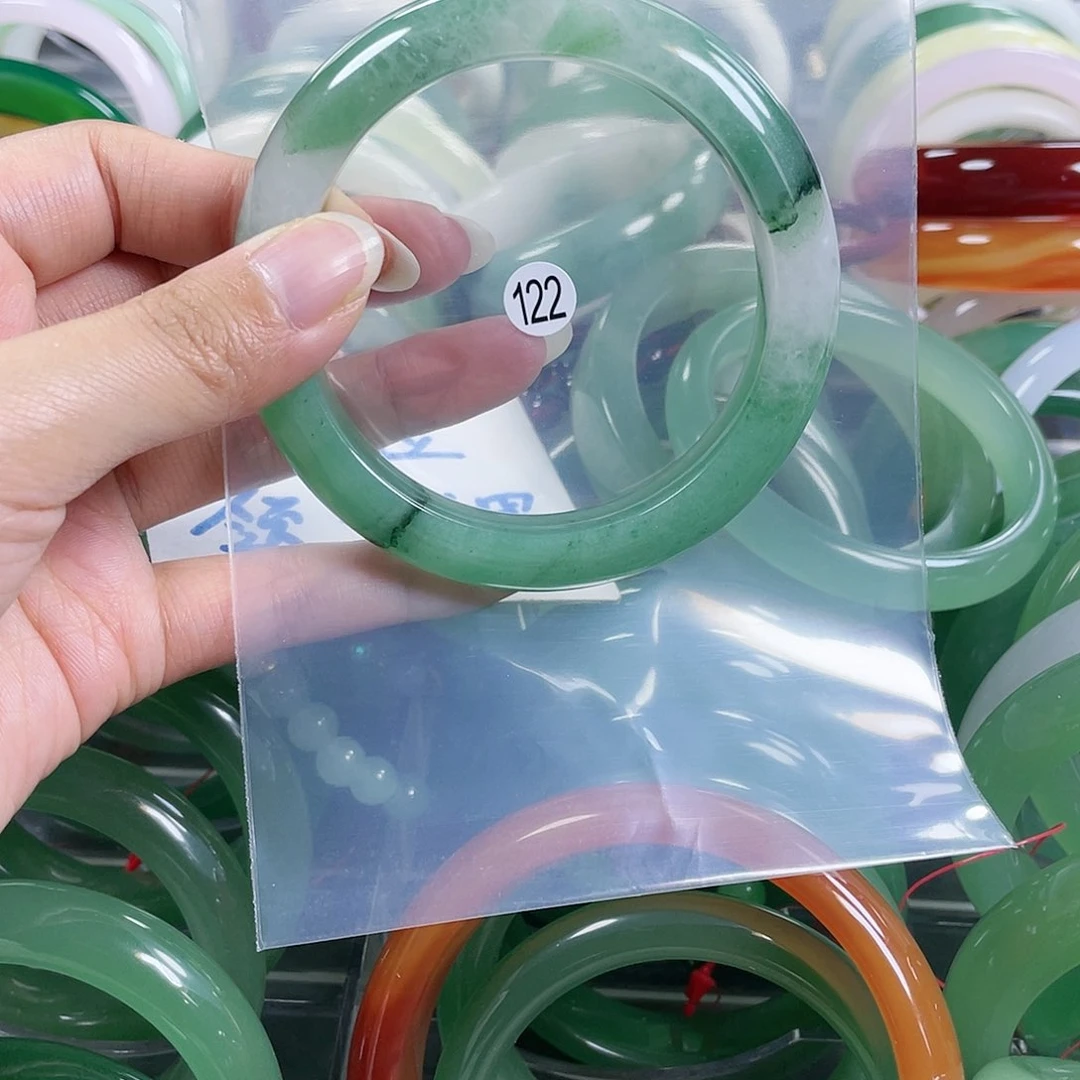 石英质玉手镯未镶嵌62