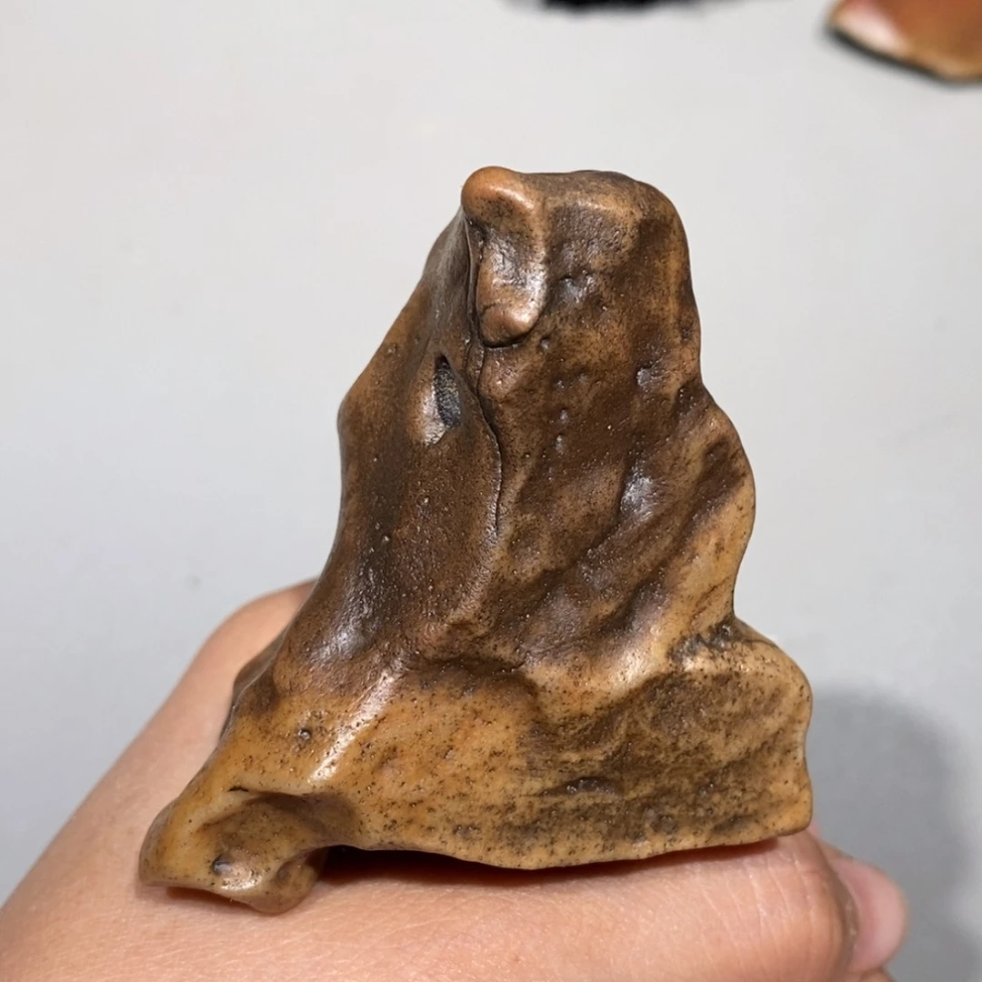 丹***道玛瑙/玉髓车挂合金4