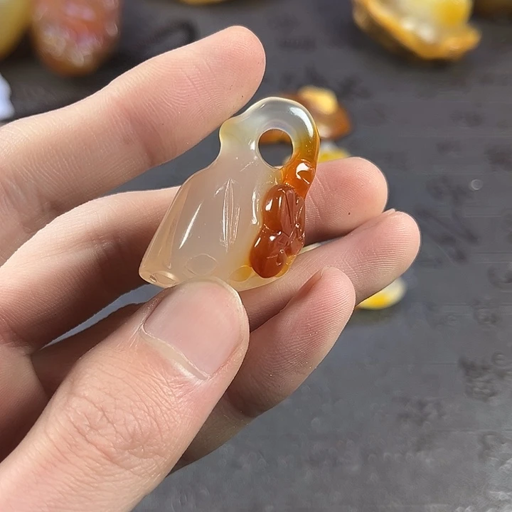 玛瑙/玉髓摆件未镶嵌阿*