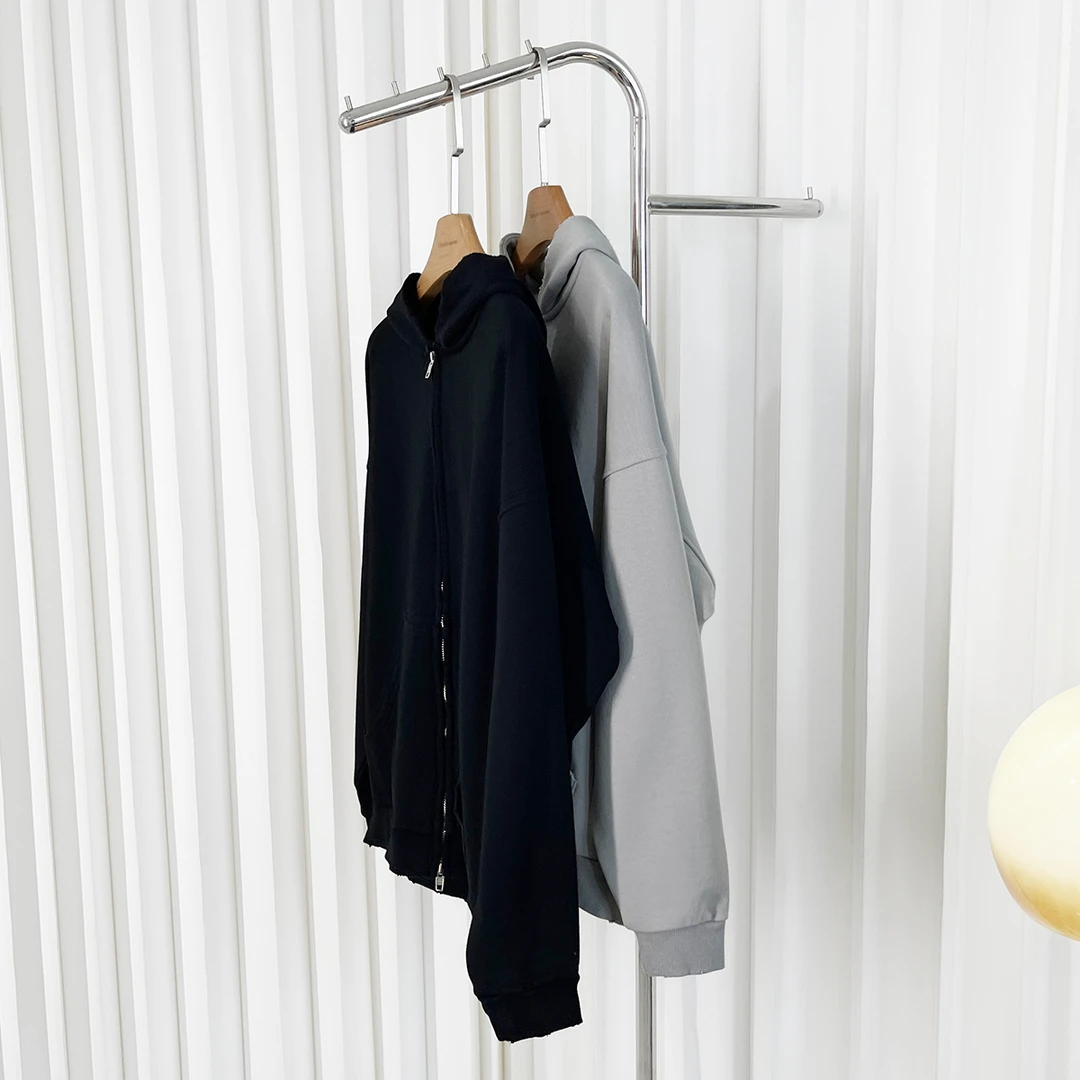 特价~木巨9K|巴黎秋款做旧破损连帽卫衣外套335