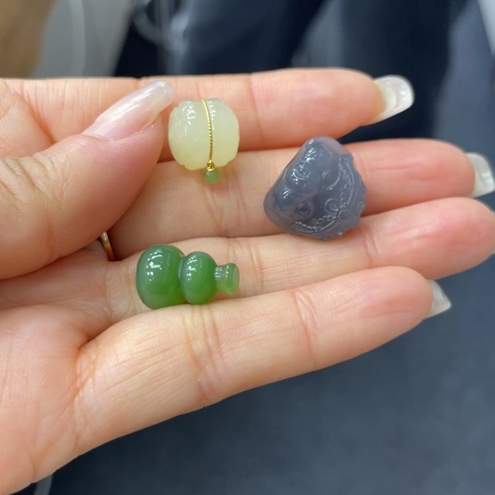 清***韵和田玉未镶嵌颈饰