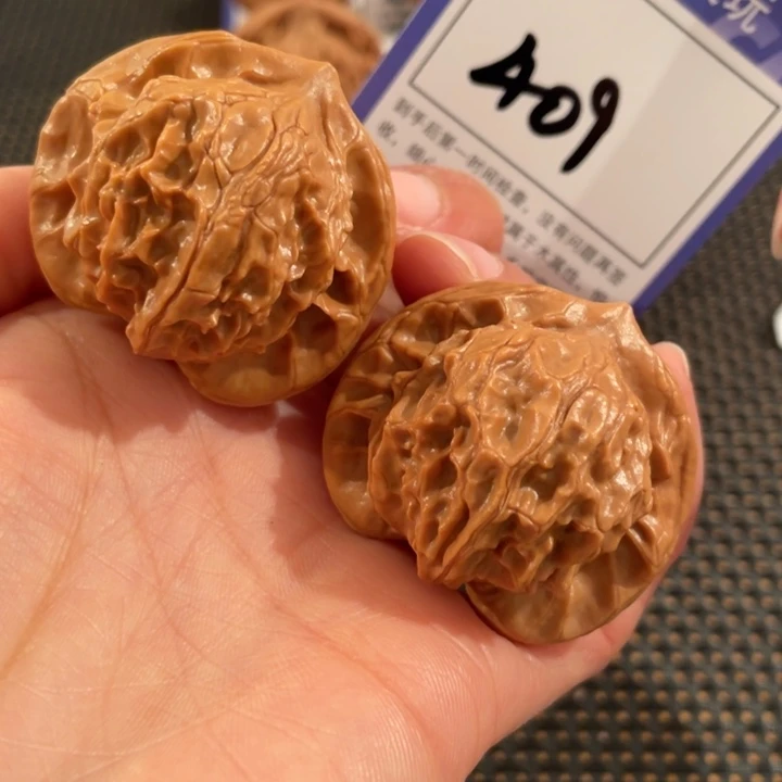 文玩核桃把件409号4.2图图全品
