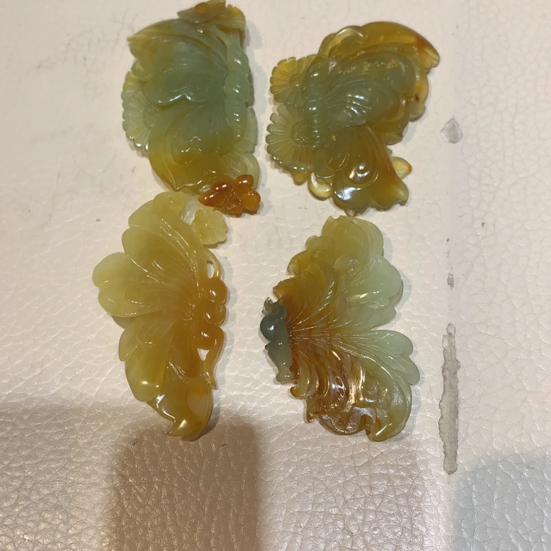 泓***ì蛇纹石玉未镶嵌颈饰