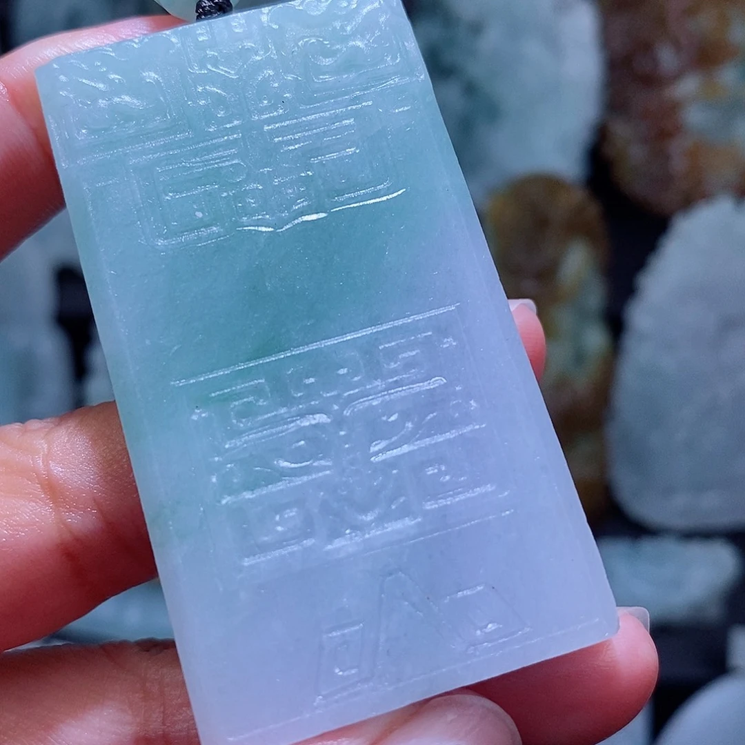 定制翡翠未镶嵌翡翠