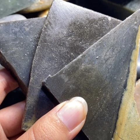 未镶嵌和田玉（糖玉）挂件