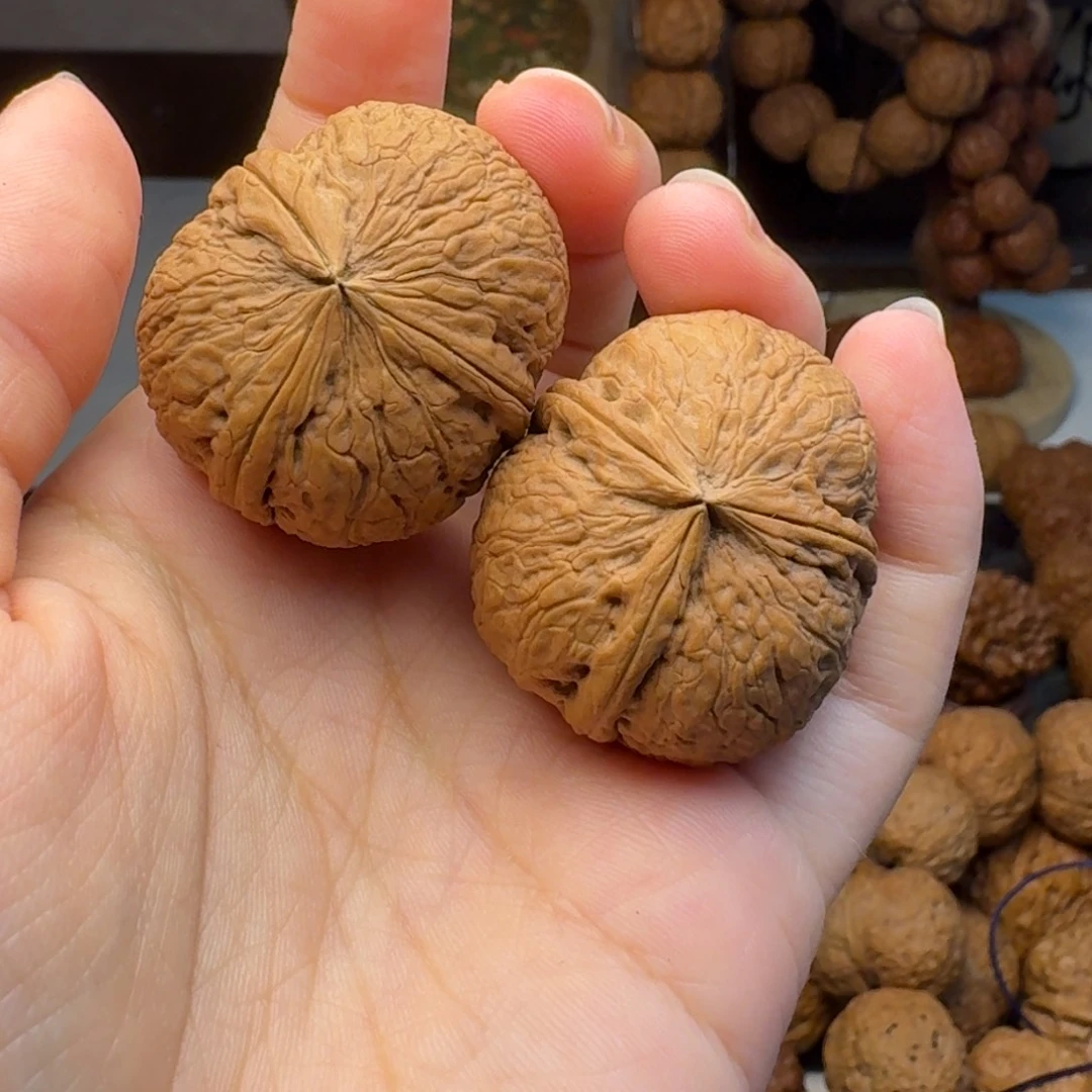 文玩核桃把件豆包三棱35.3