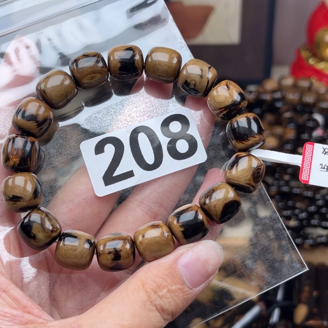 大果紫檀(缅甸花梨)208