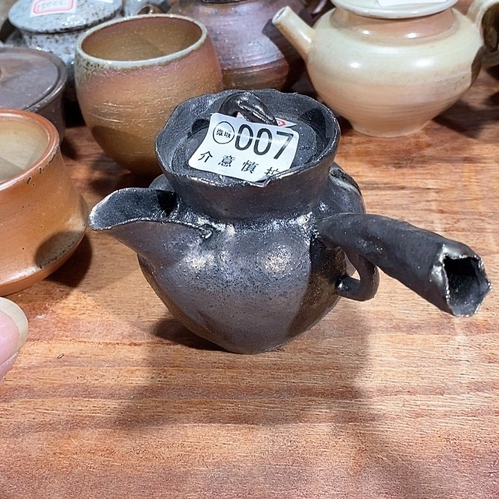 我们的确是一个人的