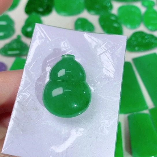 翡翠未镶嵌吊坠(不含链)天然翡翠