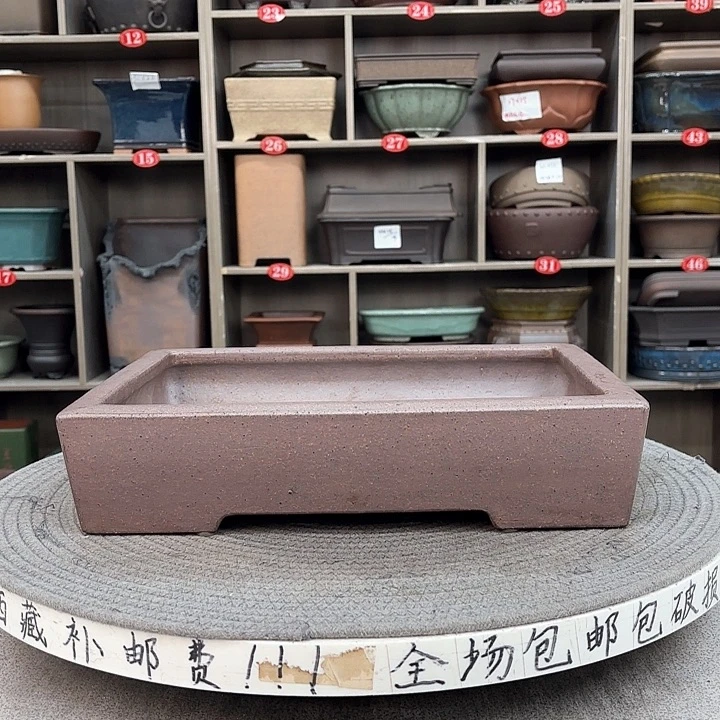 紫砂花盆馗紫砂的味道很好闻