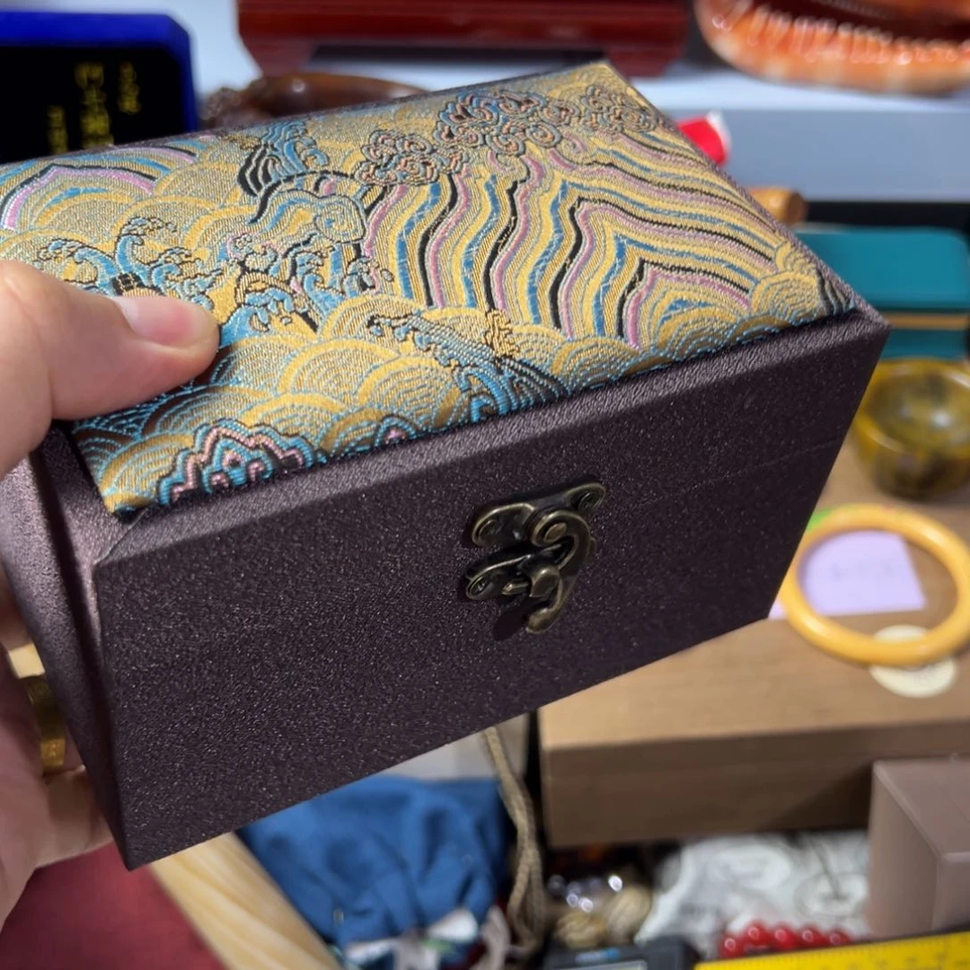 瓷片放漏场，全都漏，，