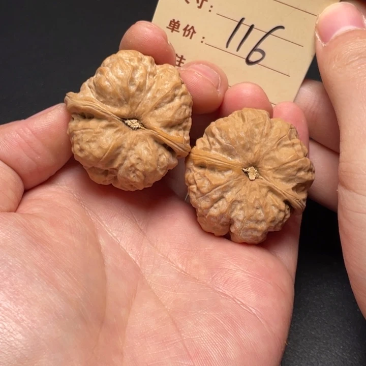 把件文玩核桃蛙蛙39尺白茬116