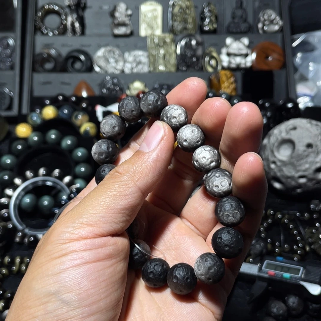未镶嵌黑曜岩珠宝奇石时***蓝