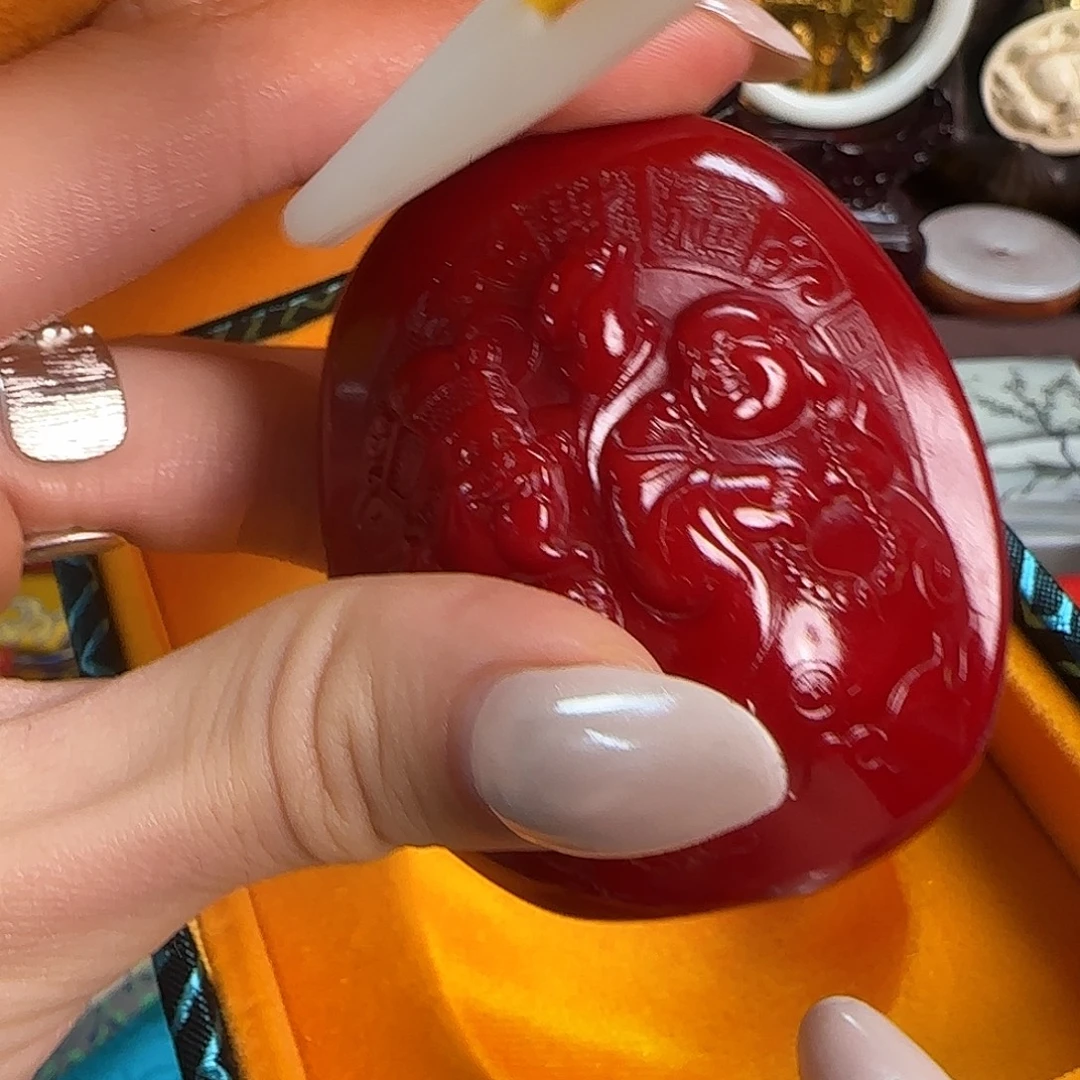 织绣卓玛推荐高货精品羊脂红