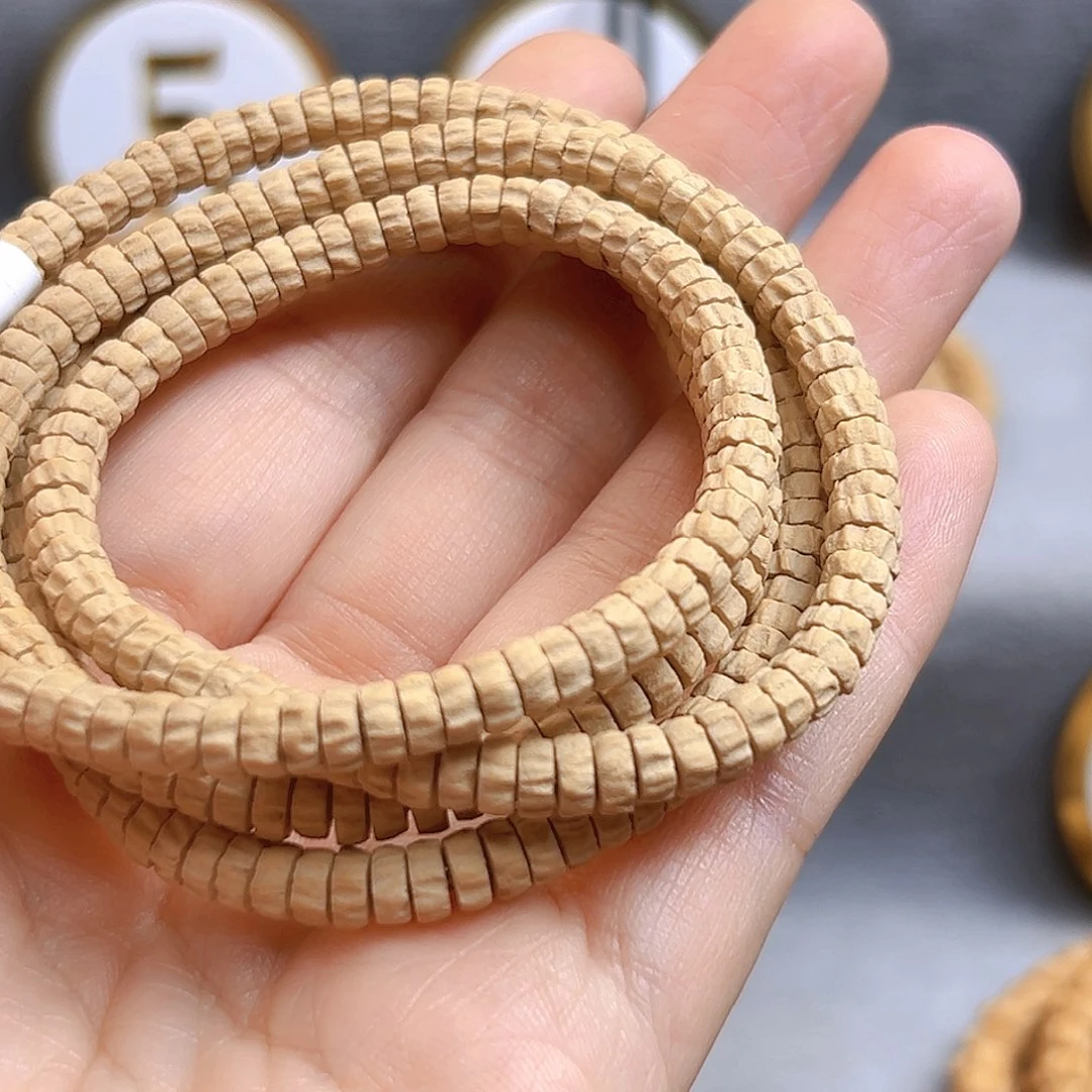 柏香籽/百香籽手串空*?