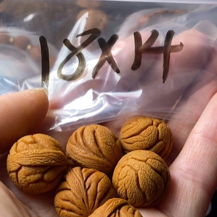 文玩核桃手串秦岭野生龙纹桃核18