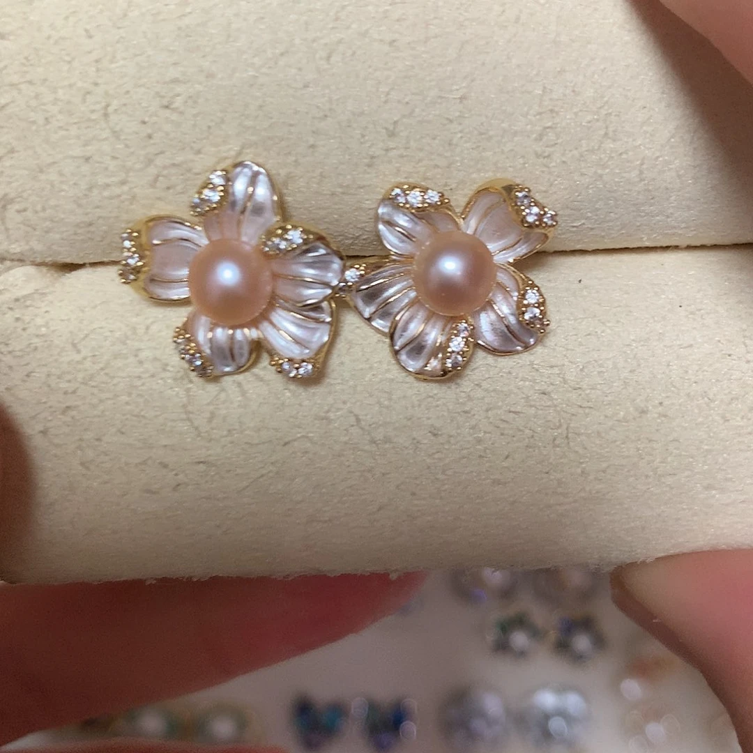 淡水珍珠耳饰合金