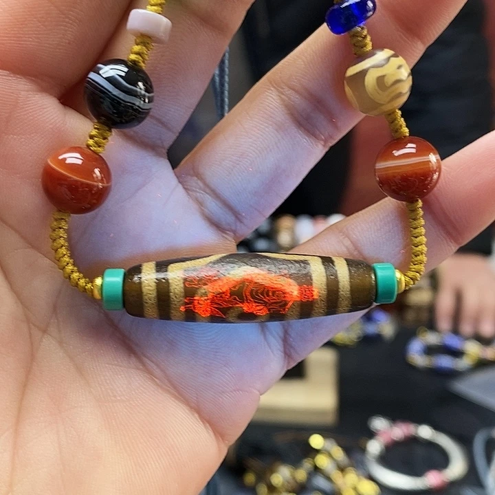 玛瑙/玉髓合金颈饰