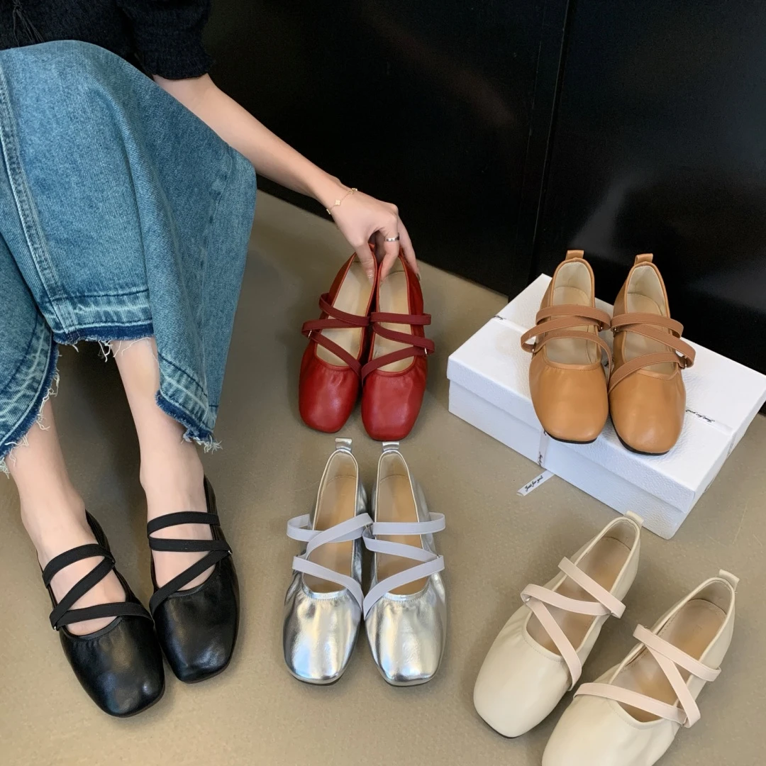 2025年春季法式绝美红色小单鞋配裙子气质平底芭蕾舞瓢鞋W