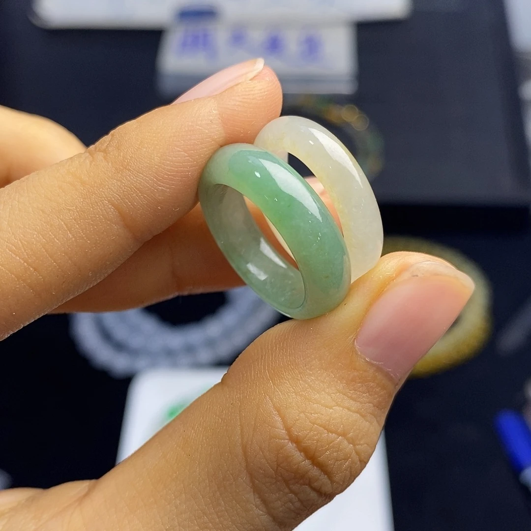 定制翡翠未镶嵌缅甸天然翡翠A货