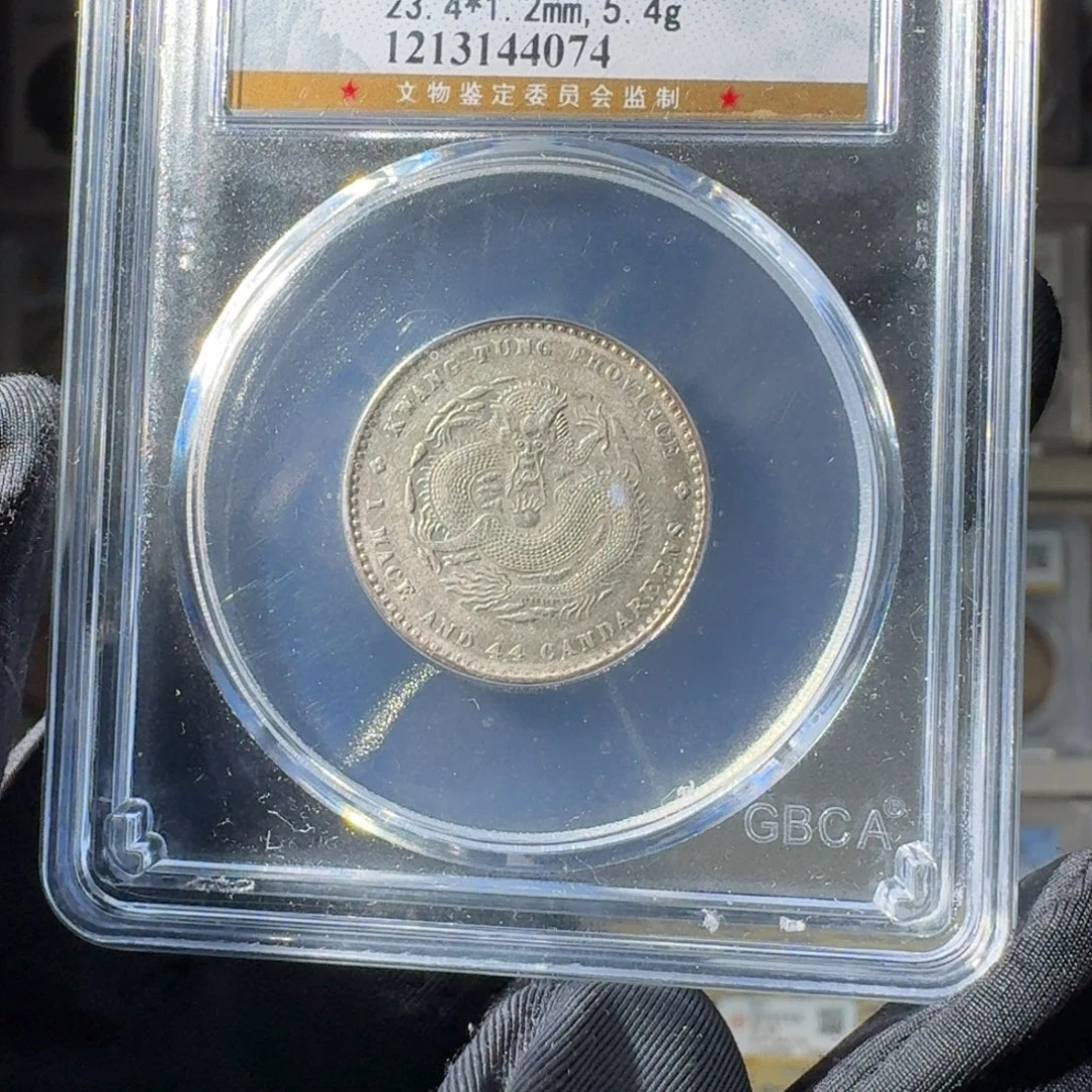 操****银71 广东二角龙一个 小师妹MM208