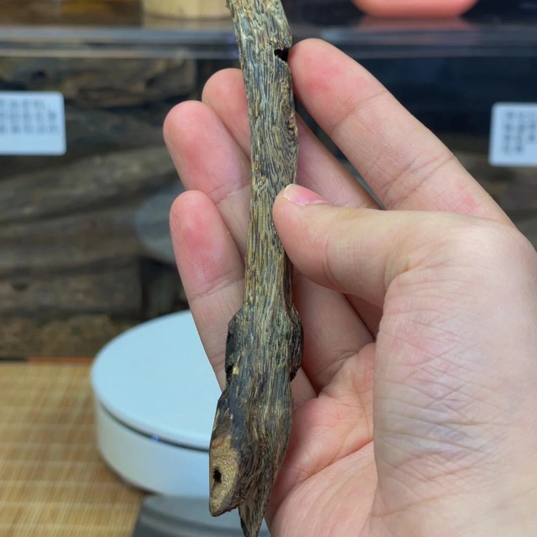 用***少沉香碎屑沉香8克90