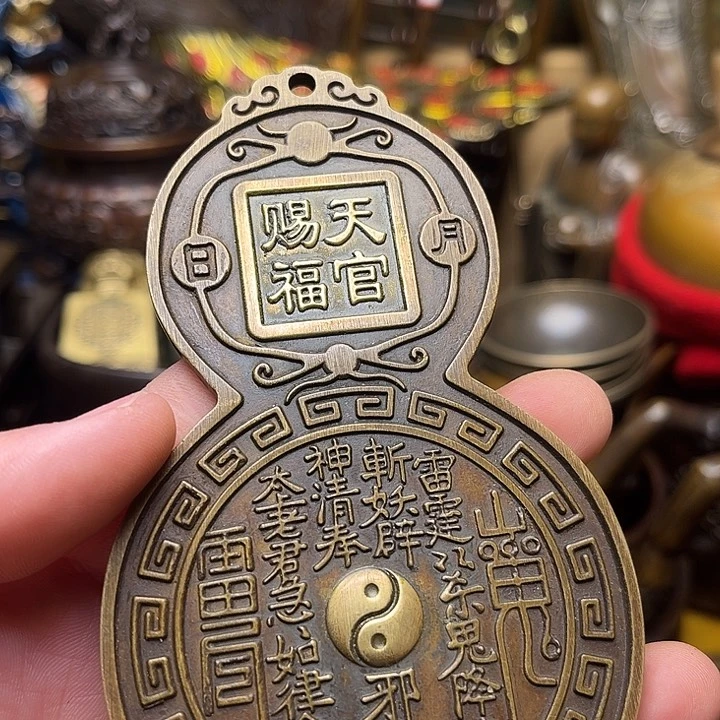 精美铜器批发档口