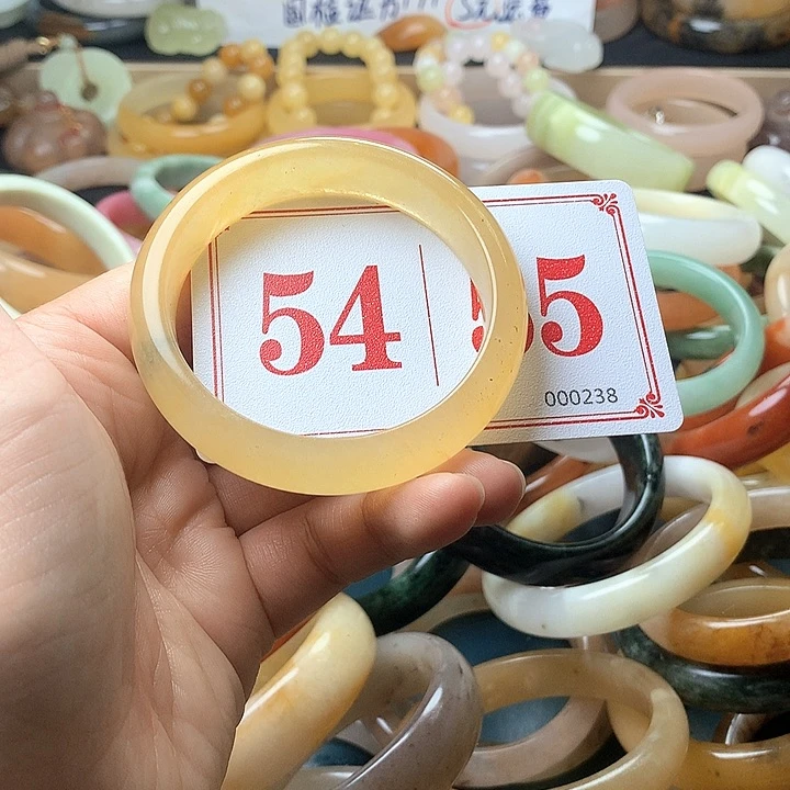 石英质玉（黄龙玉）未镶嵌手镯