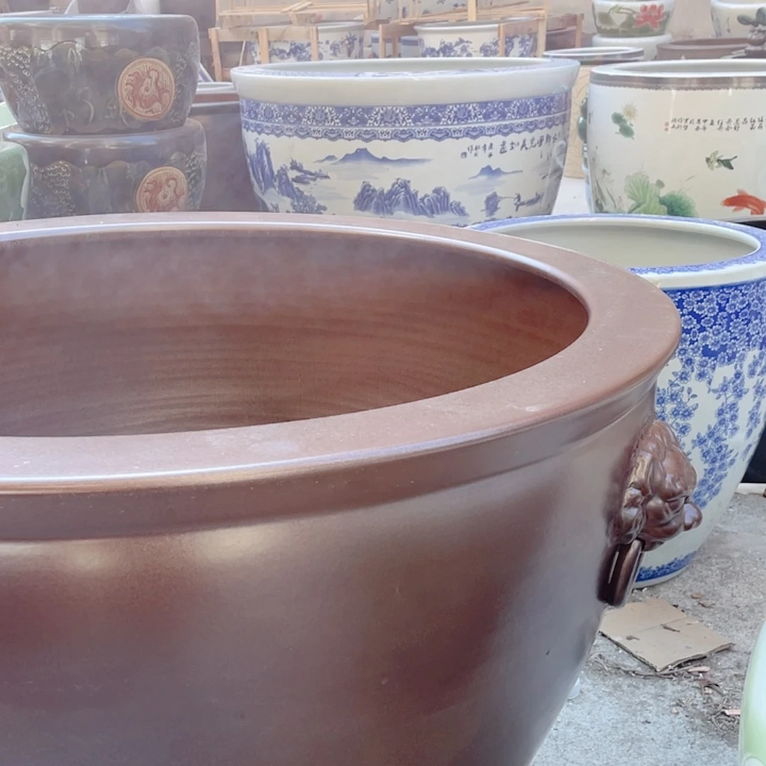 在***了景德镇陶瓷鱼缸景德镇陶瓷鱼缸