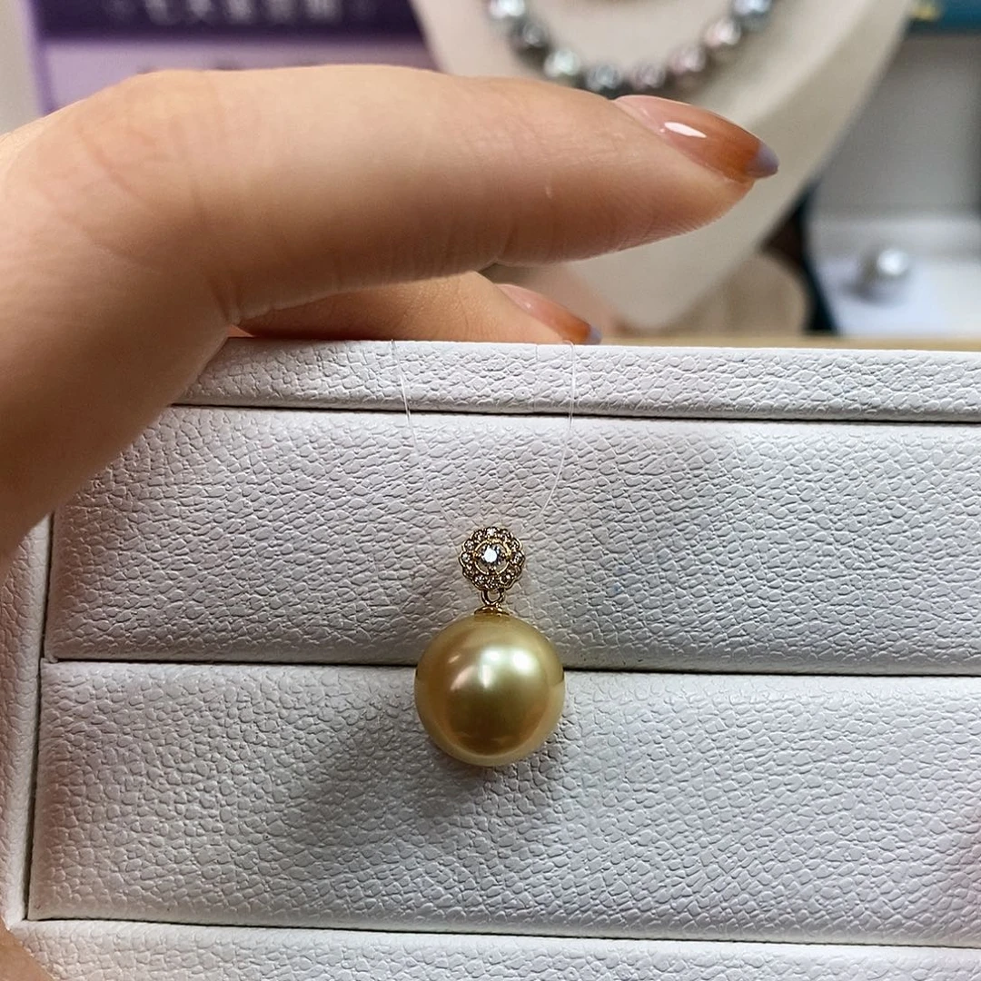 18K金镶嵌吊坠(不含链)海水珍珠12.1m南洋浓金珠吊坠（茶金品质）