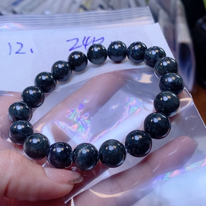 定制翡翠未镶嵌珠串
