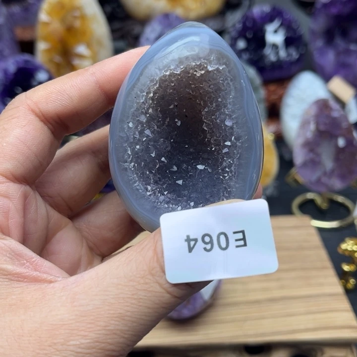 未镶嵌水晶大型摆件（非配饰）