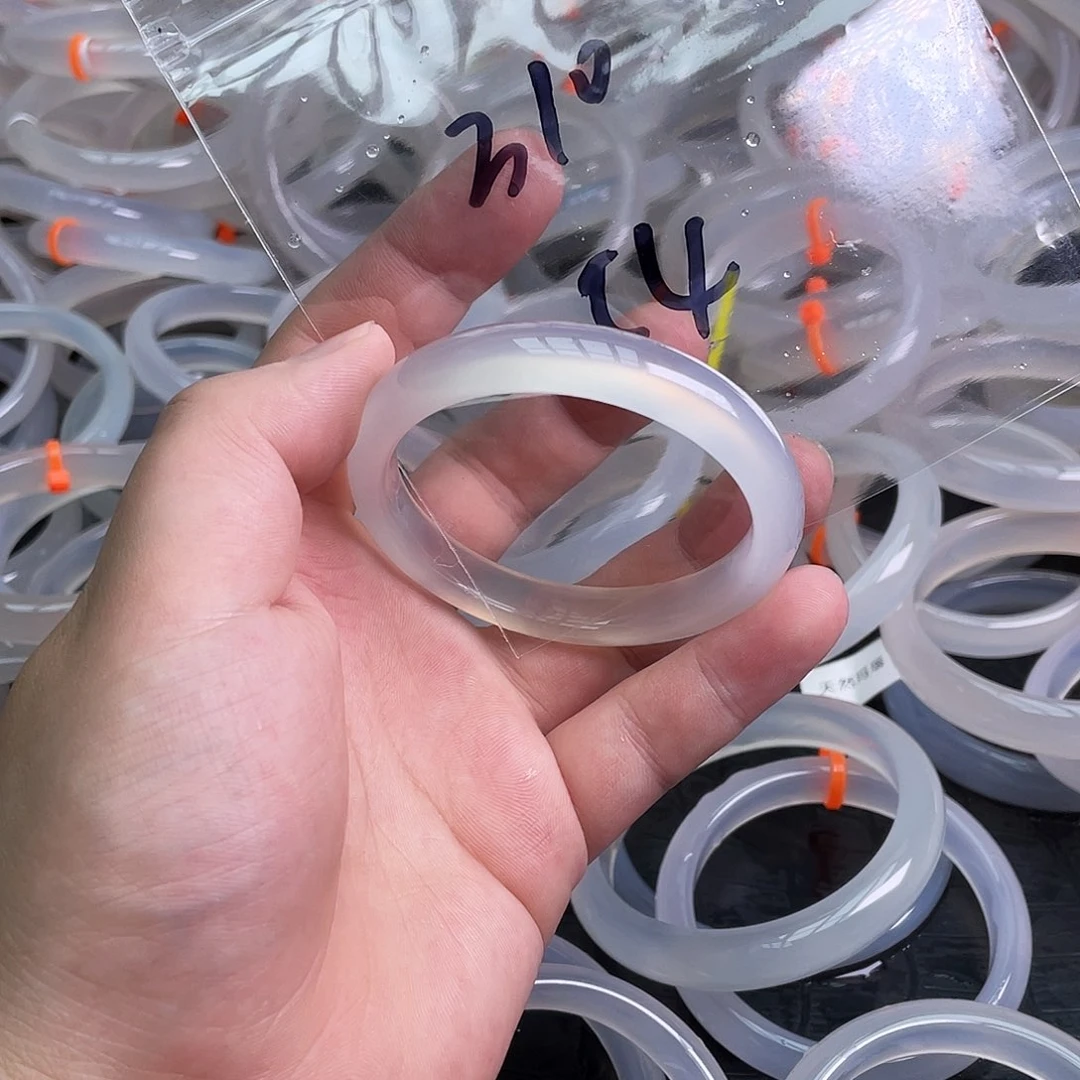 玛瑙/玉髓手镯未镶嵌310