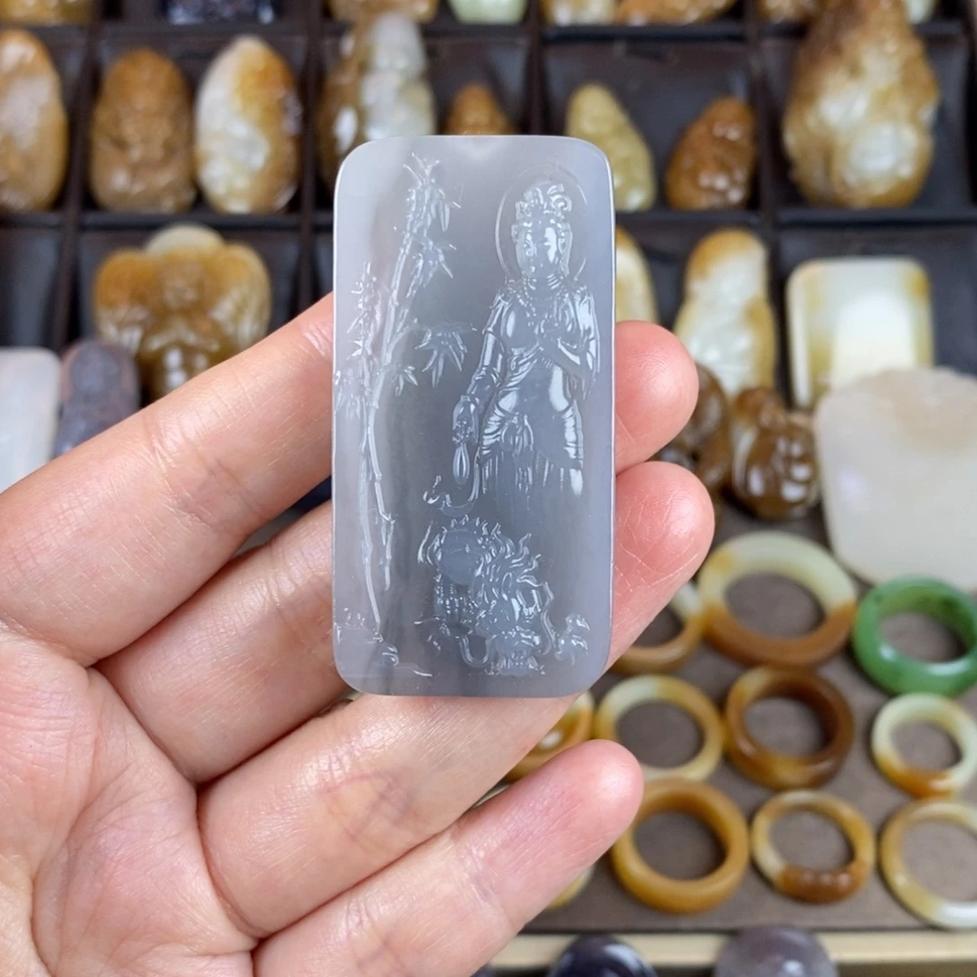 和田玉颈饰未镶嵌