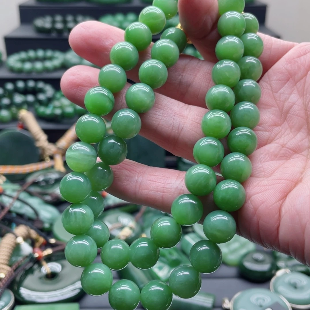 和田玉（碧玉）未镶嵌颈饰