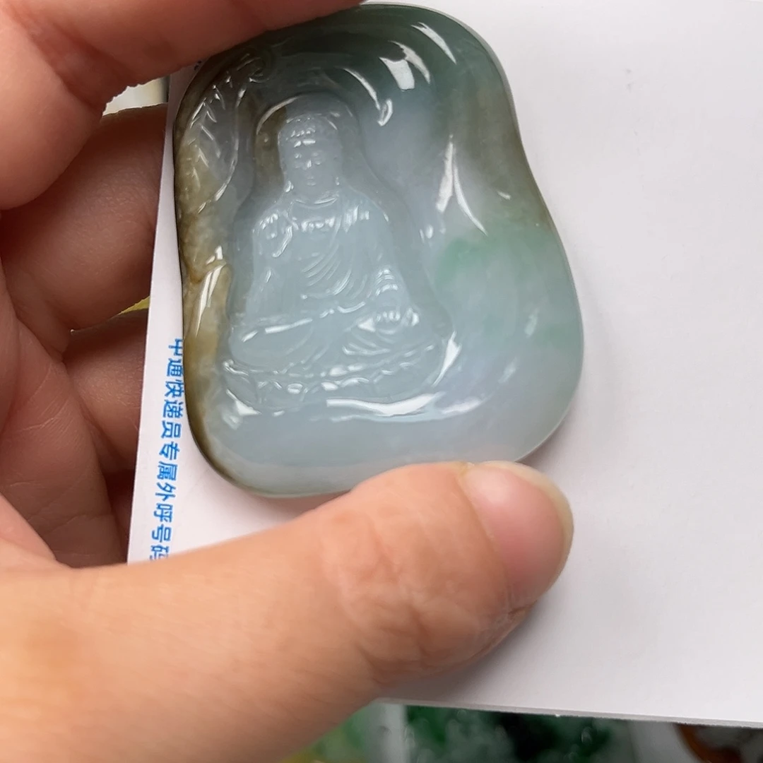 千***风翡翠未镶嵌颈饰翡翠