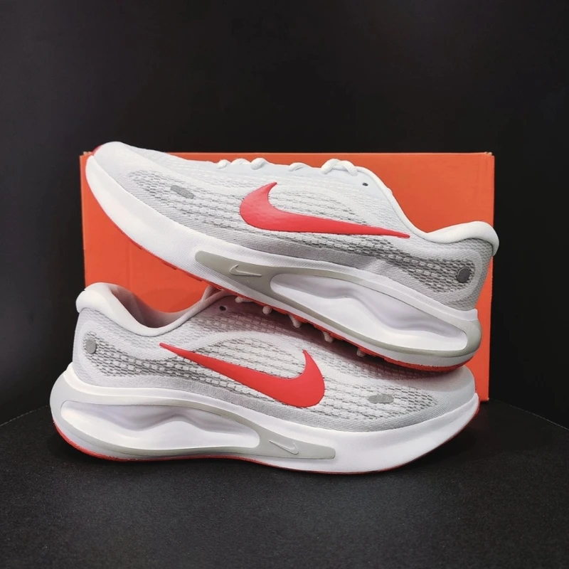 耐克/Nike Journey Run 男子透气公路跑步鞋FN0228106