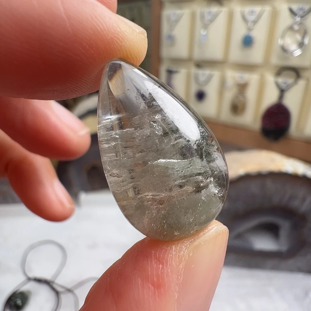 银S925镶嵌水晶颈饰天然幽灵水晶