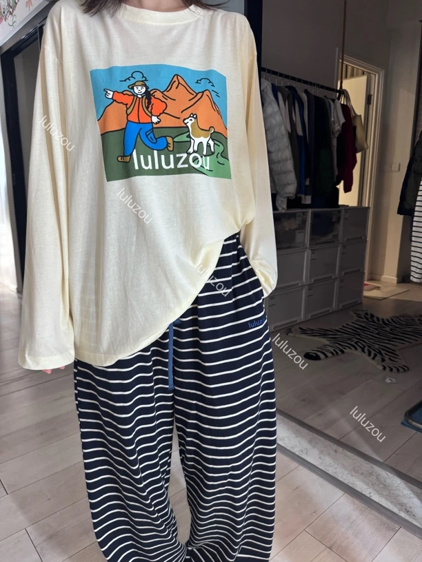 luluzou宽松版小狗印花长袖10634