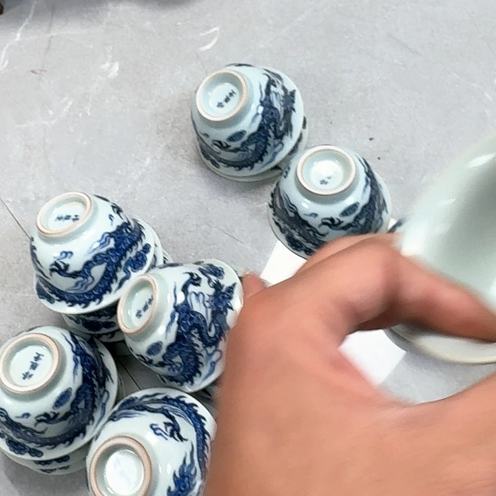 杯青花铠甲龙主人杯