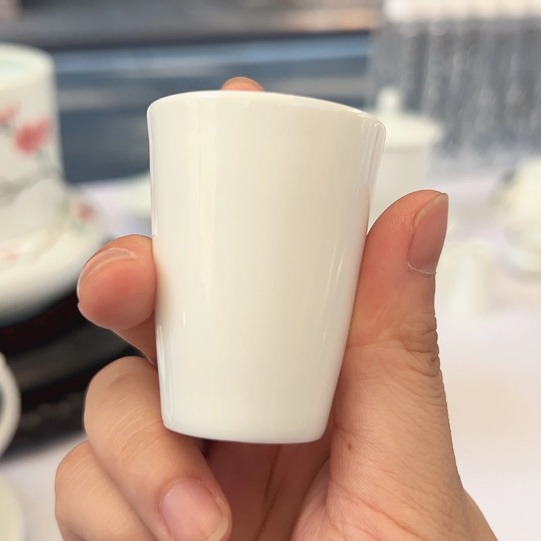 柴窑滑石子闻香杯，微瑕