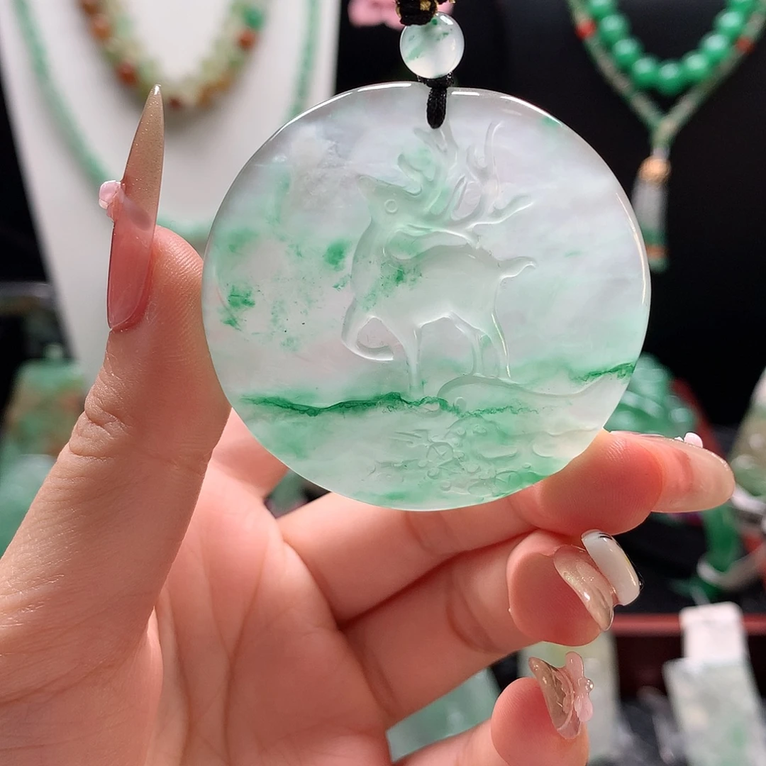 石英质玉未镶嵌吊坠