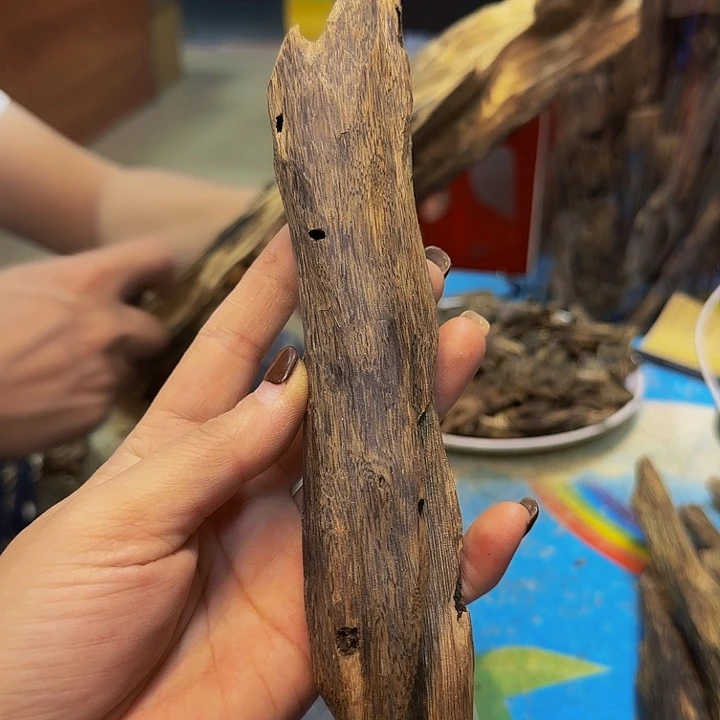 沉香沉香碎屑陆河52克