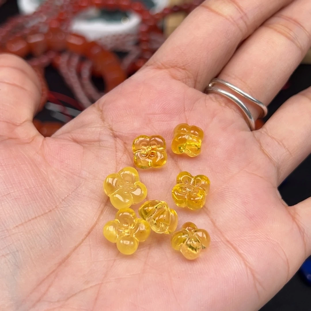 南红玛瑙未镶嵌颈饰