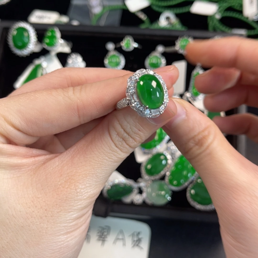 翡翠银S925镶嵌戒指蛋面戒指