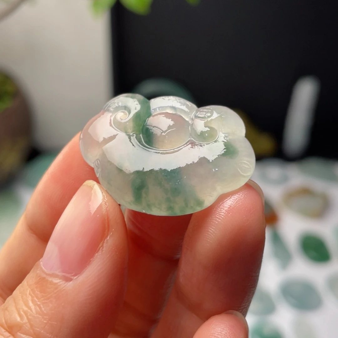 j***h定制翡翠未镶嵌天然翡翠