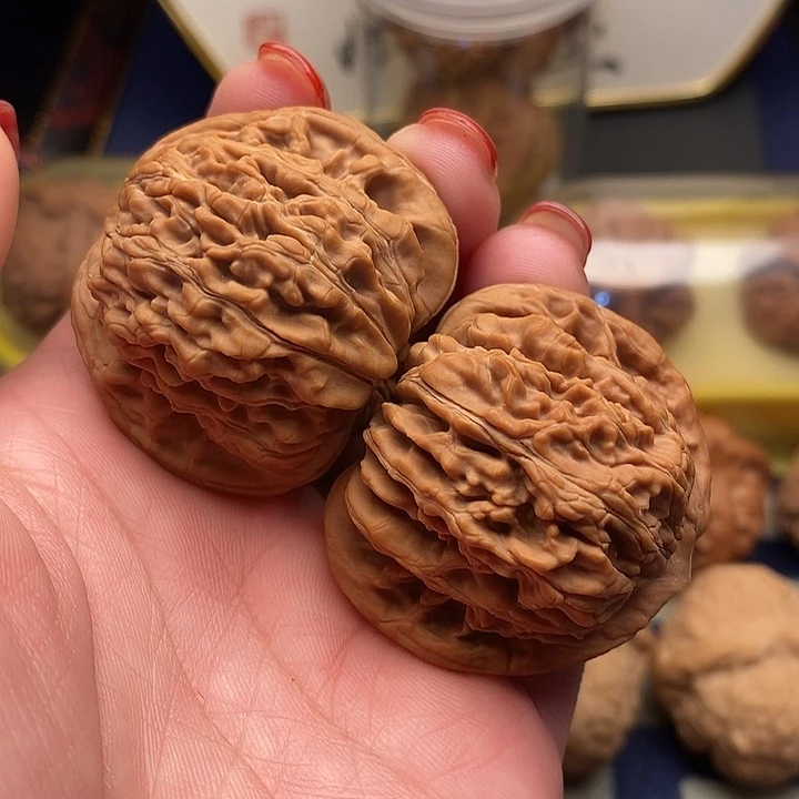 把件文玩核桃四座楼