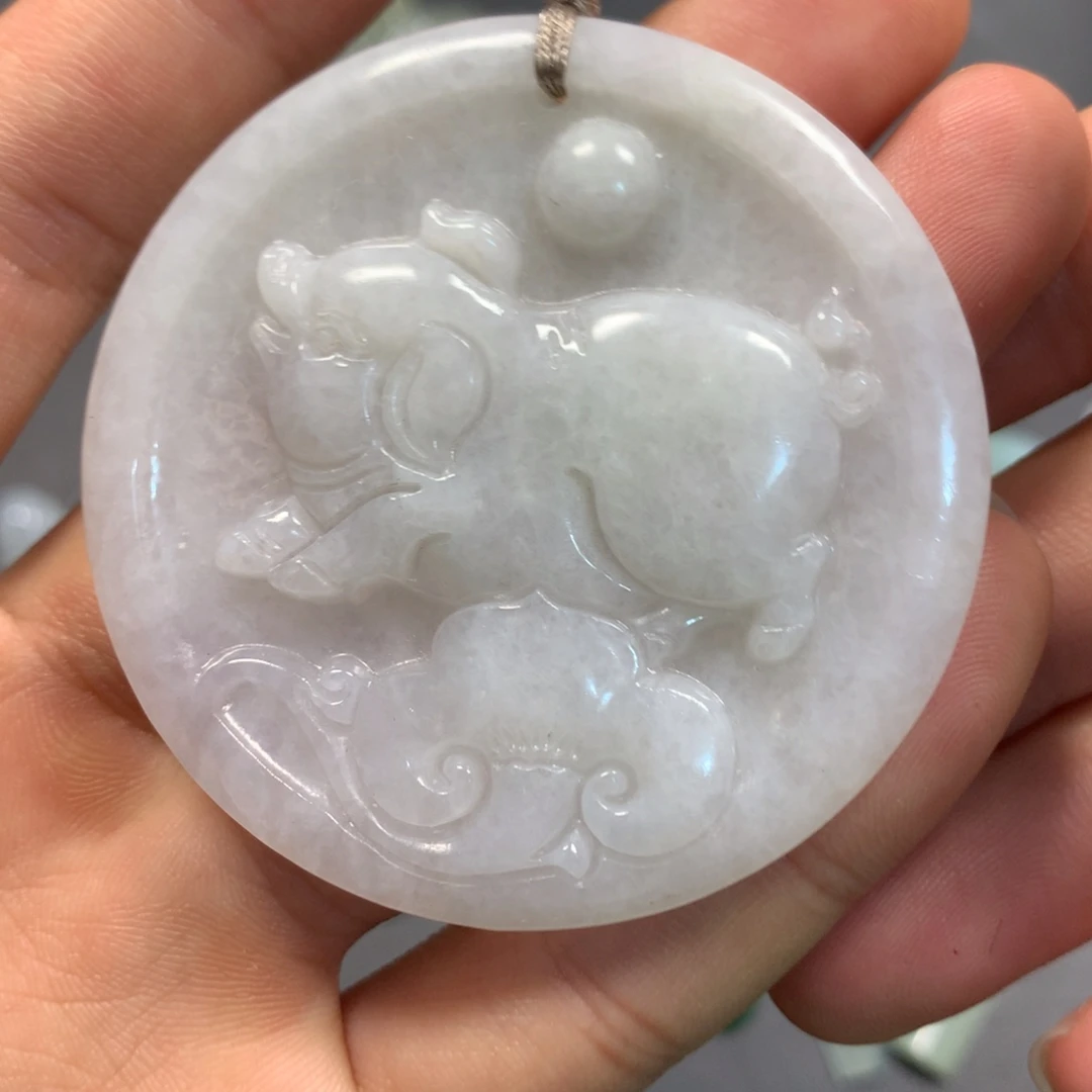 翡翠裸石翡翠首饰