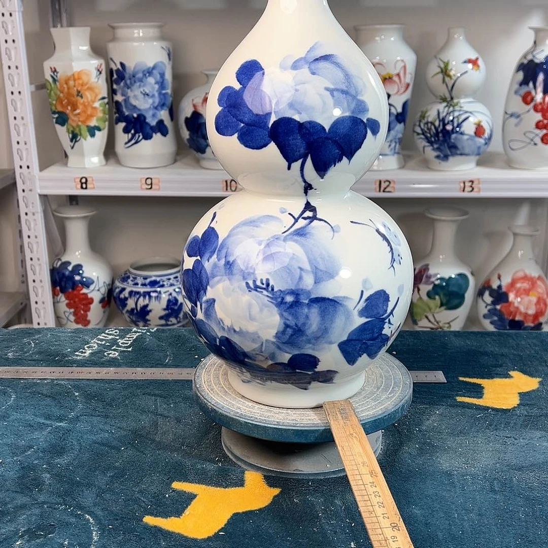 摆件景德镇陶瓷葫青牡