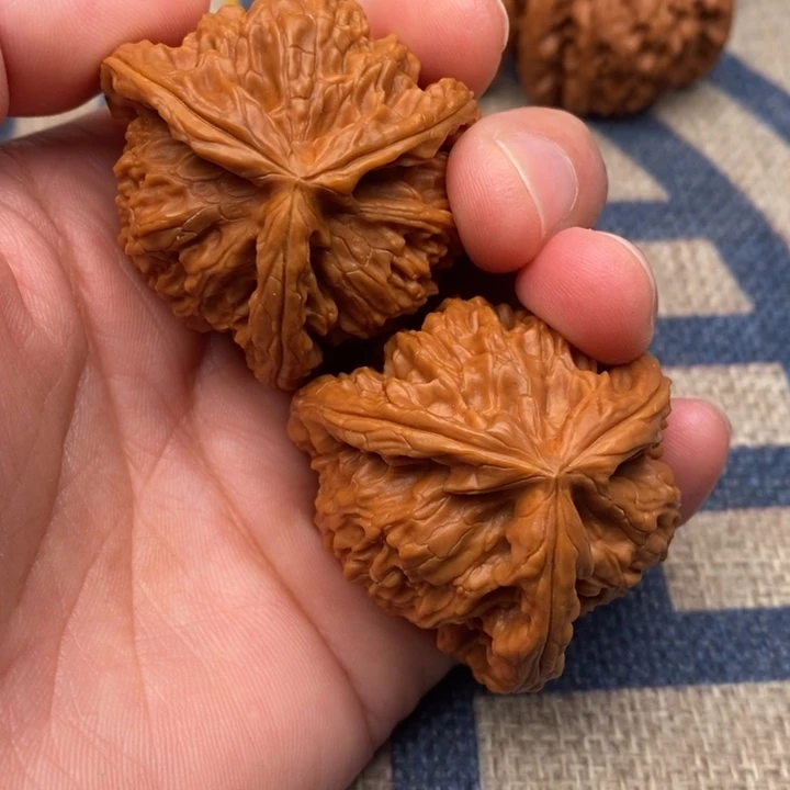 吊坠文玩核桃随**安核桃